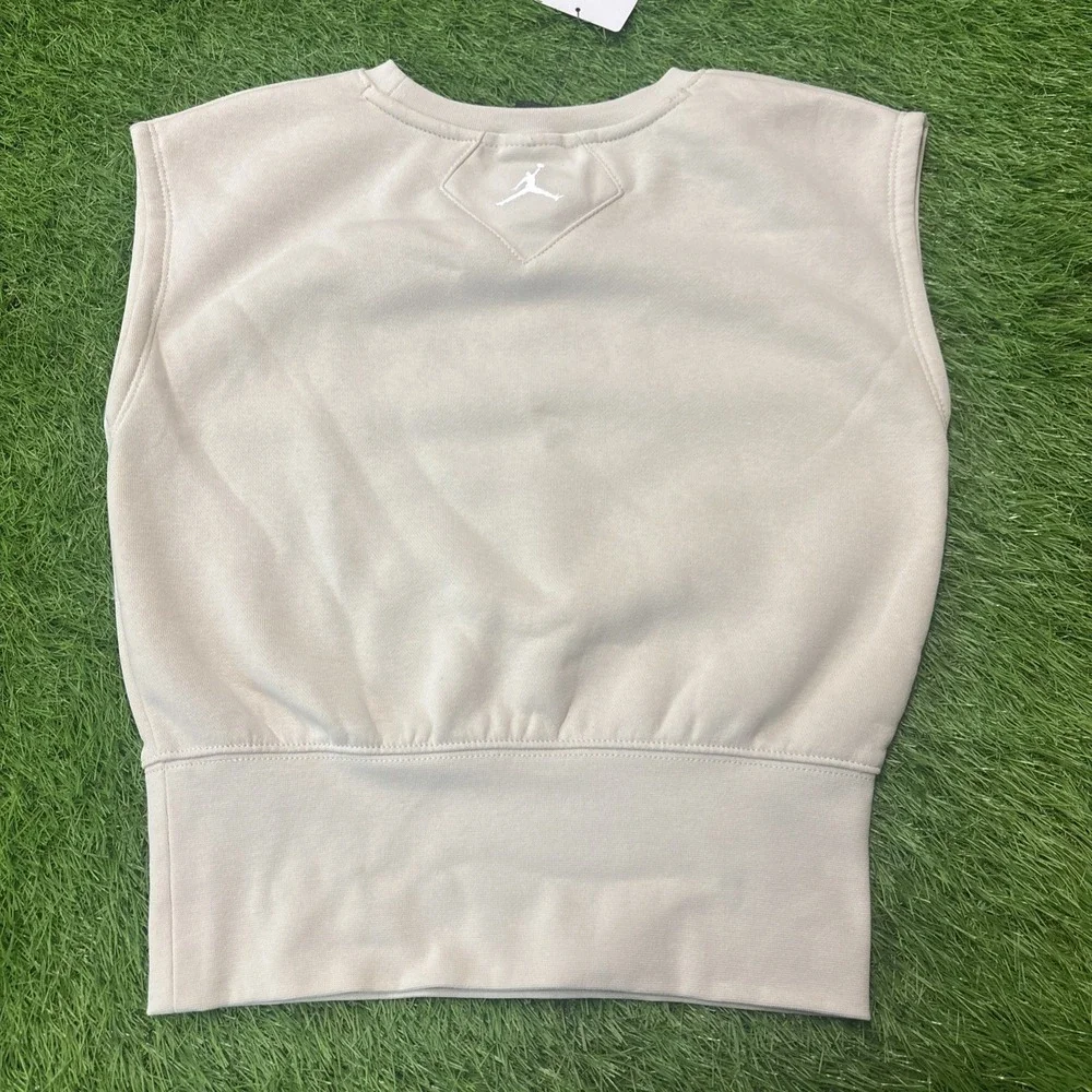 Jordan Girls Essentials Fleece Crop Top Sleeveless Sweatshirt Beige Medium 10-12